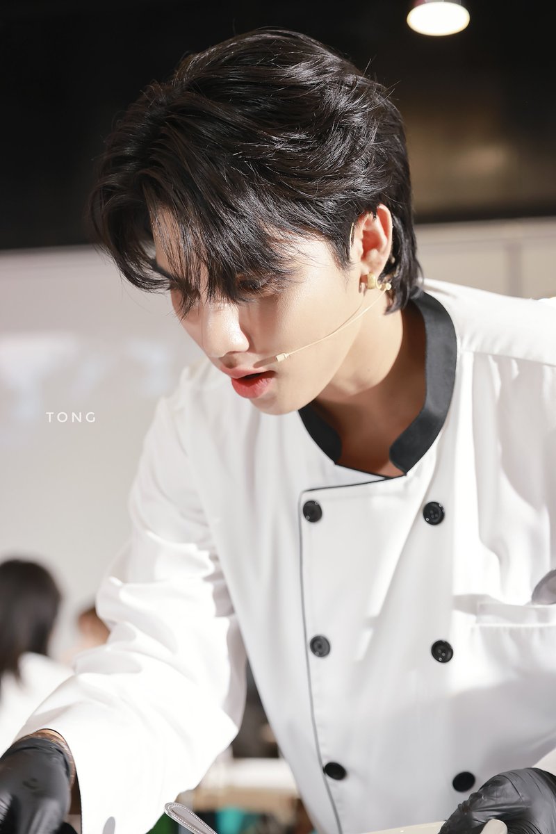 20240505 When Chef Fort focuses on cooking, he is so attractive na~👨🏻‍🍳❤️‍🔥
@fort_fts #FortFTS 
#TROFIMyfluffyfriendPrivatePartyXFortPeat
#ComeFortZon #BabyFeat