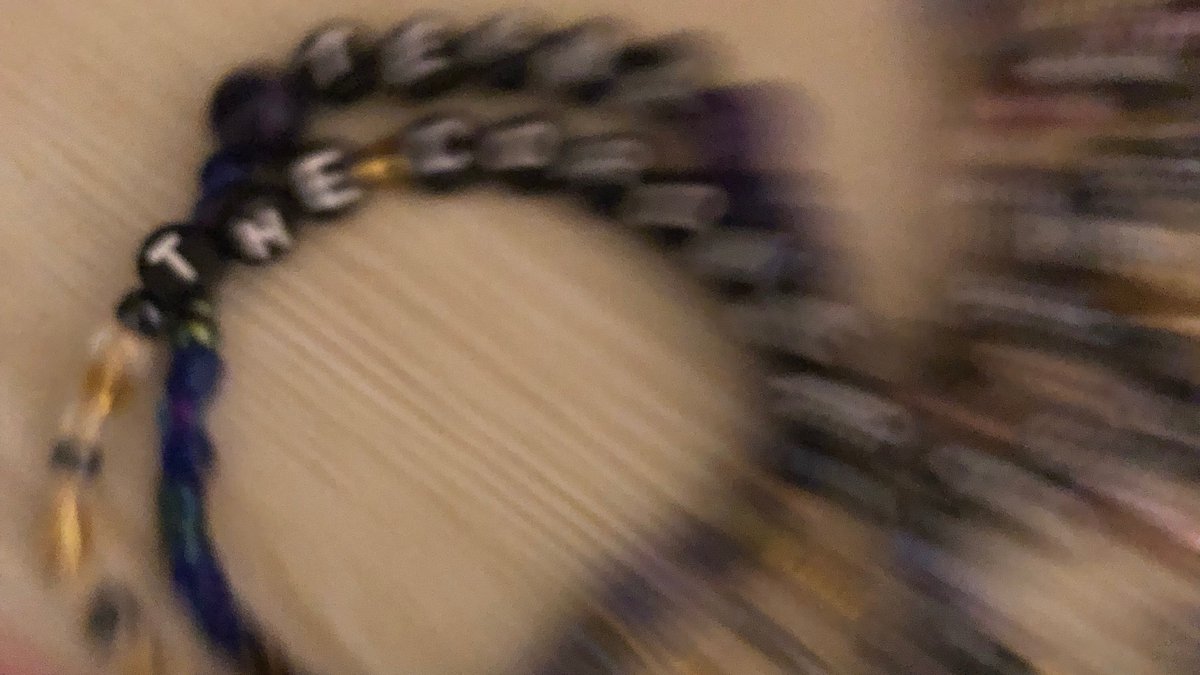 wells ༘⋆◡̈ tweet media