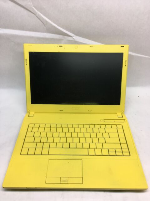 ElionWeiss's tweet photo. El color que identifica al #Modatrix es amarillo/dorado. ✨
¿Prefieren que el vestido de Ultra T tenga líneas verdes o doradas?
Uno se ve más tecnológico y el otro más "premium".
¿O las combinamos?
#Ben10 https://t.co/TXjaD5h31b