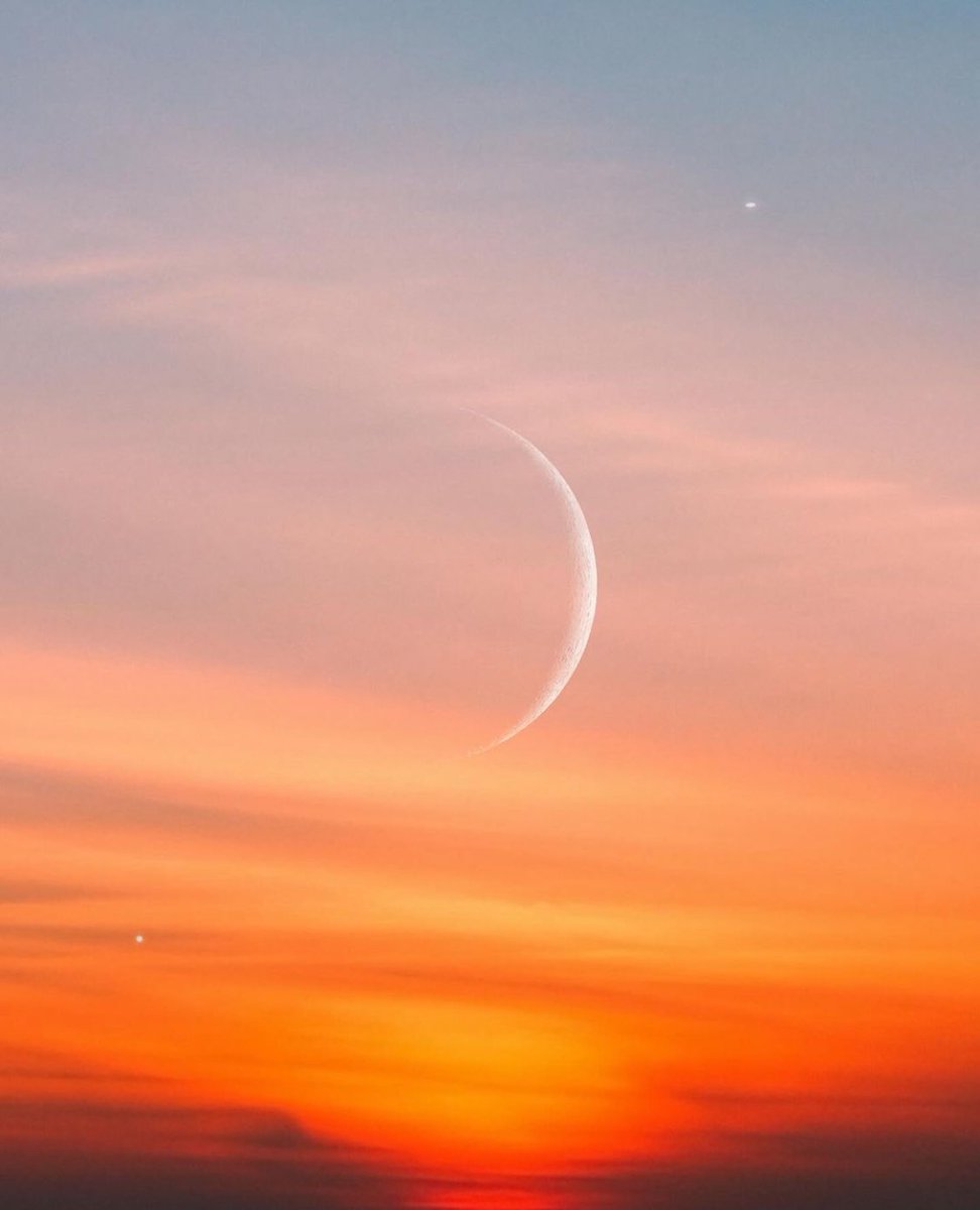 Crescent Moon with Saturn and Jupiter.