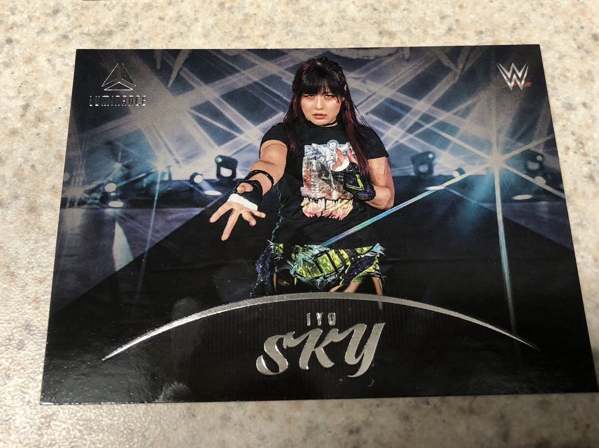 Loved this @Iyo_SkyWWE card! 😁❤️

#WWE
#DamageCTRL 
#IyoSky