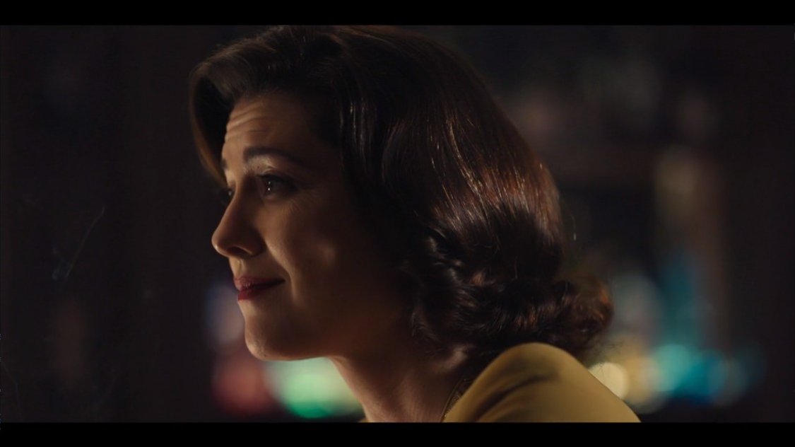 The way she was trying not to panic here and kept herself as calm as possible...*Chef's kiss.* 👏
#AGentlemanInMoscow
#MaryElizabethWinstead