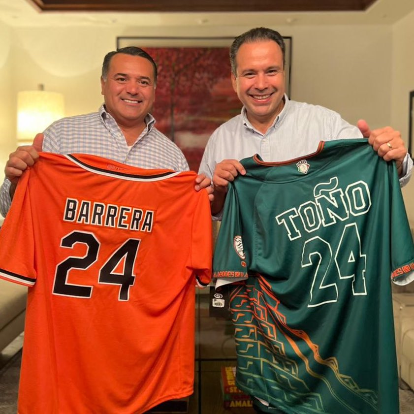 Como Hermosillo, Yucatán se enfrenta a dos caminos, regresar a un pasado de estancamiento o continuar en la ruta de cambio.

En el debate de hoy por la gubernatura, mi amigo <a href="/RenanBarrera/">Renán Barrera</a> demostró que la mejor opción definitivamente es seguir mejorando para tener paz y seguridad.