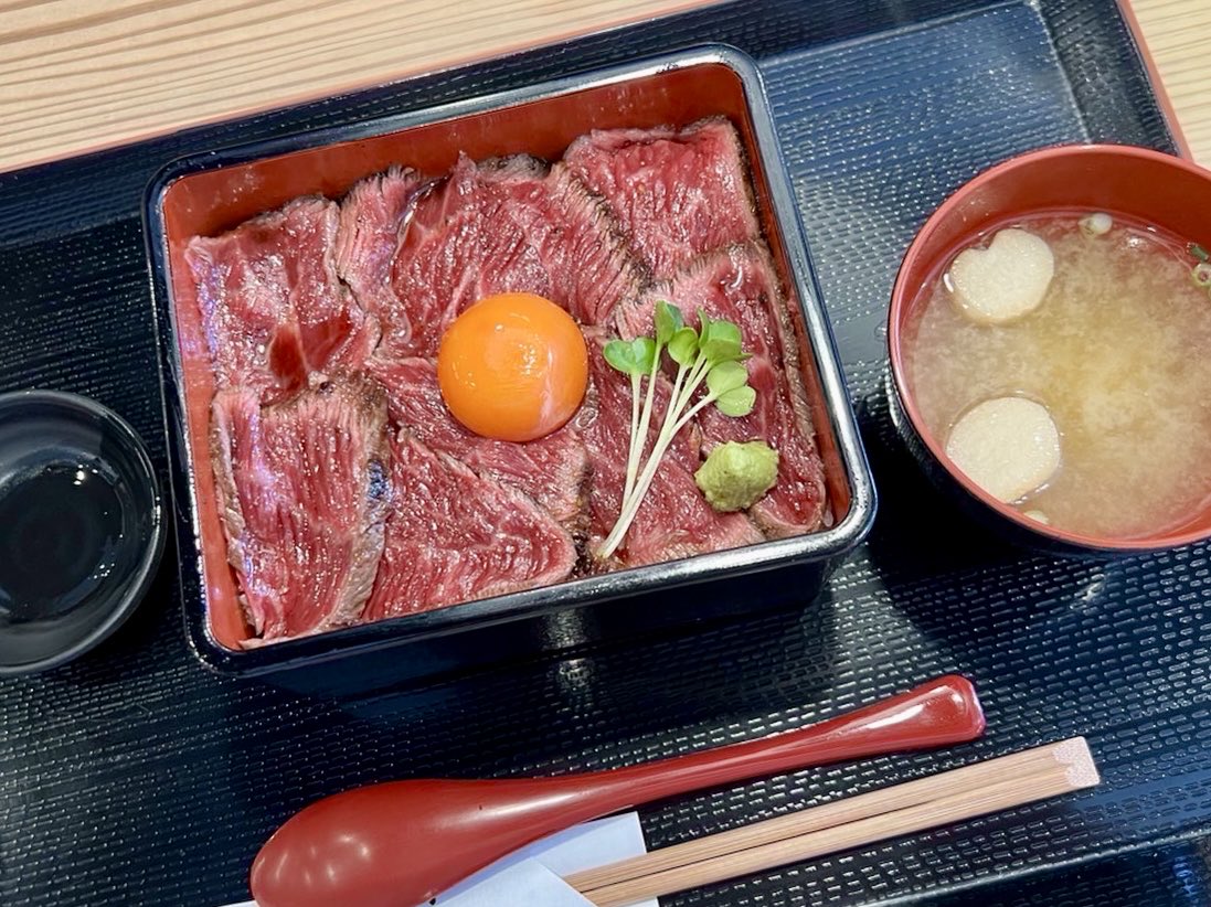 美味しいお肉を食べに✨和牛ステーキ重たまりません🥺

#肉屋黒川松江店