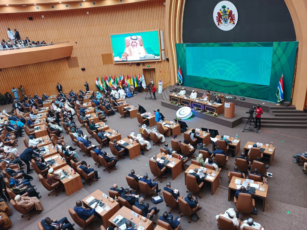 The 15th Summit of the @OIC_OCI concluded on 05.05.24 in Banjul, under the Chairmanship of H.E. Mr. @BarrowPresident. Key documents, including the “Banjul Declaration” and the Final Communiqué, reaffirmed support for the IOFS & urged remaining OIC MS to join the org. @oicgambia