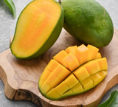 People are feasting on mangoes these days, but when it comes to eating eggs, they say it generates heat. But it is mangoes that actually generate heat in our bodies. Eat eggs for nutrition & mangoes as a small serving for dessert, if you must. But mango is not a meal #nutrition