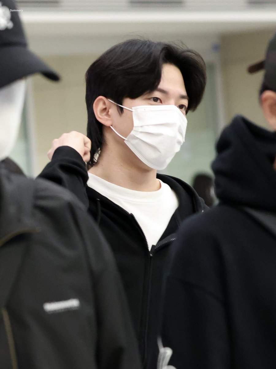 Setelah mengadakan acara selama dua hari berturut-turut bersama My Days Indonesia, kami, DAY6, memutuskan untuk kembali ke Korea dan telah tiba di Bandara Incheon. Terima kasih atas kenangan yang mengesankan! 🐠