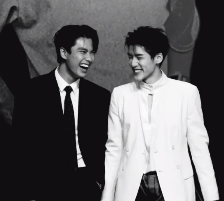 MARIA_290805's tweet photo. Au #OhmLeng ft #pondleng
Angst
Wkwkwk nunggu 2 tahun cuma buat liat kamu sama yang lain...... https://t.co/OPFTSuZARk