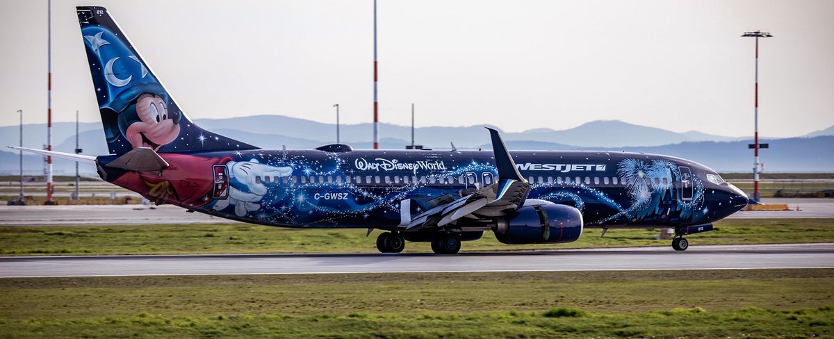 .@WestJet @WaltDisneyWorld @BoeingAirplanes #737 arriving @yvrairport 😎 #avgeek #Vancouver #CGWSZ