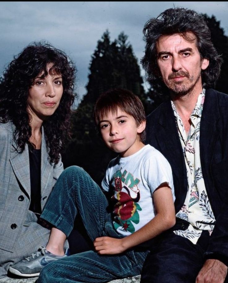 Olivia,Dhani and #GeorgeHarrison circa 1985