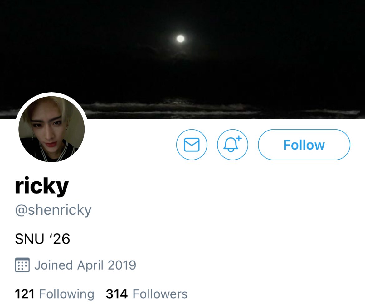 zeroause's tweet photo. gyuricky au where:

gyuvin gives money away for youtube content, and ricky is lucky enough to land himself on the receiving end of gyuvin’s charity

aka au where gyuvin is korean mr beast (kind of) https://t.co/WvIoQsp2hQ