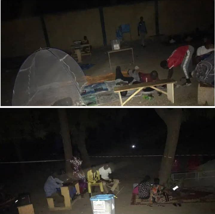 #Tchad #Cameroun | À Maroua et Ngaoundéré, les électeurs ont décidé de veiller toute la nuit sur les urnes. En cause, l'ANGE a refusé de dépouiller les urnes à la fin du vote pour des raisons qui lui sont propres. Preuve de détermination d'une jeunesse qui veut absolument un…