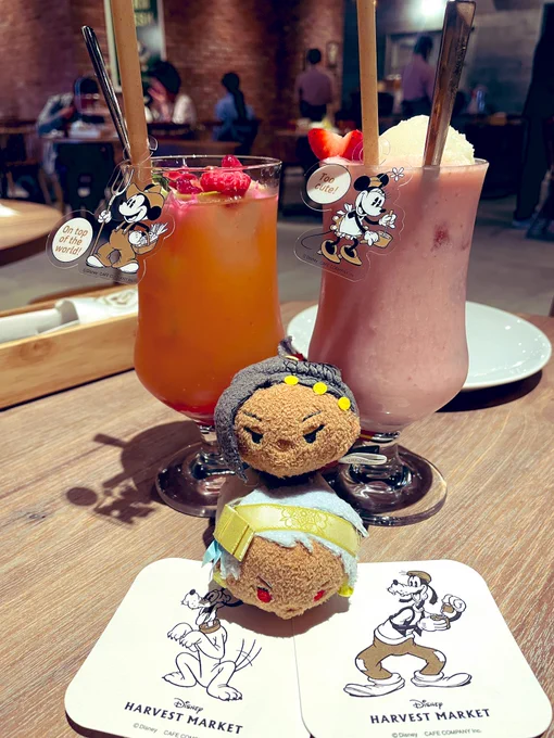 この前の晴れた日にsasadakeさんに遊んでもらった〜 めちゃ可愛なカフェ、ディズニーランドに行ったみたいな満足感ですごく良かったし 海見れて嬉しかった