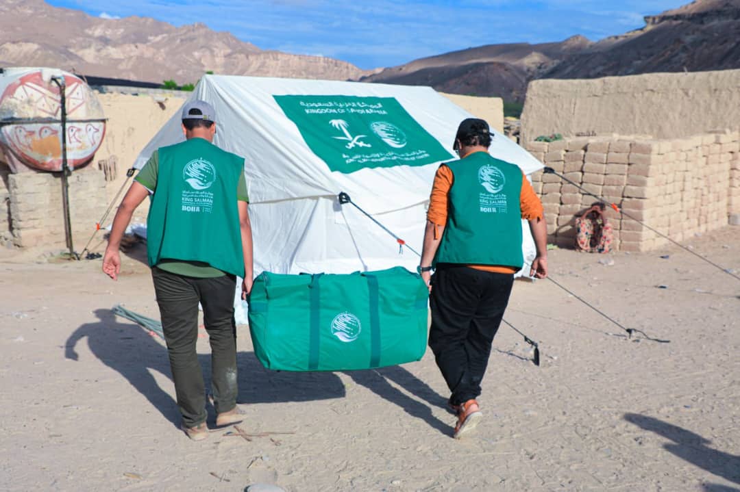 Shelter Cluster Yemen (@shelterclustye) on Twitter photo Devastating rains and flooding in #Yemen impacted over 37,000 people this year.
<a href="/ShelterClustYE/">Shelter Cluster Yemen</a> swiftly scaled up emergency response, assisting nearly 9,000 with #Shelter and essential household items. Our partners are working tirelessly to assist more. #ClimateActionNow Devastating rains and flooding in #Yemen impacted over 37,000 people this year.
<a href="/ShelterClustYE/">Shelter Cluster Yemen</a> swiftly scaled up emergency response, assisting nearly 9,000 with #Shelter and essential household items. Our partners are working tirelessly to assist more. #ClimateActionNow