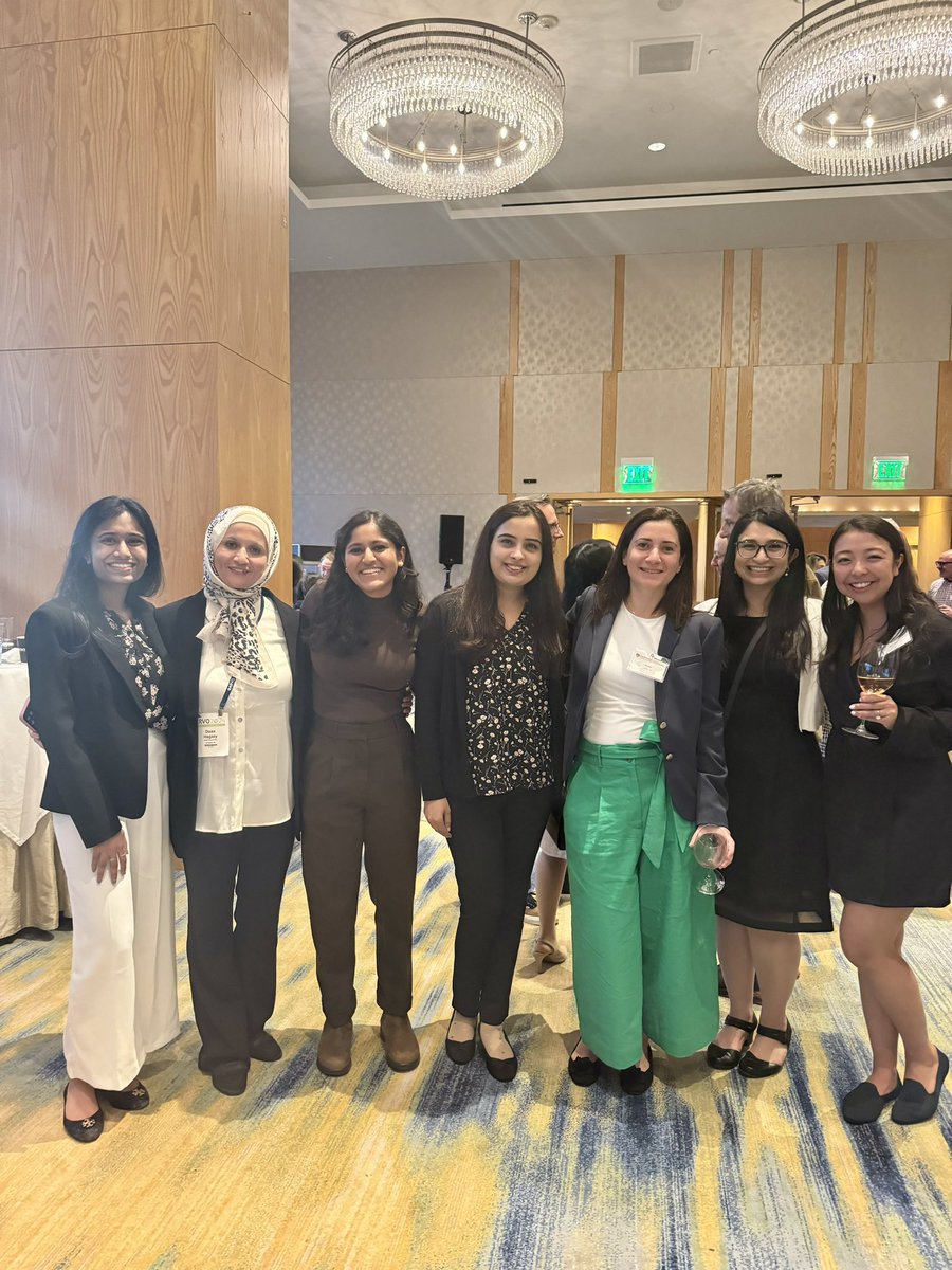 Short but incredibly rewarding trip to Seattle for #ARVO2024. Had the pleasure to present our work on #glaucoma PRS and catch up with my amazing mentees. <a href="/HMSeye/">Harvard Ophthalmology</a>