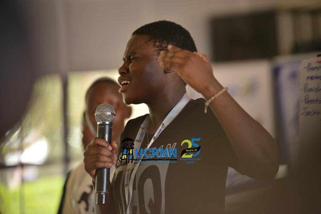 UgandaCRNN's tweet photo. After the good discussions, next is  presentation😃. What a nice time to see our children share their experiences! This is really interesting. It's indeed the Children's advocacy camp.🥳

@savechildrenug @YANUganda @EacrnRegional @EACRN https://t.co/8iIiPnstsU
