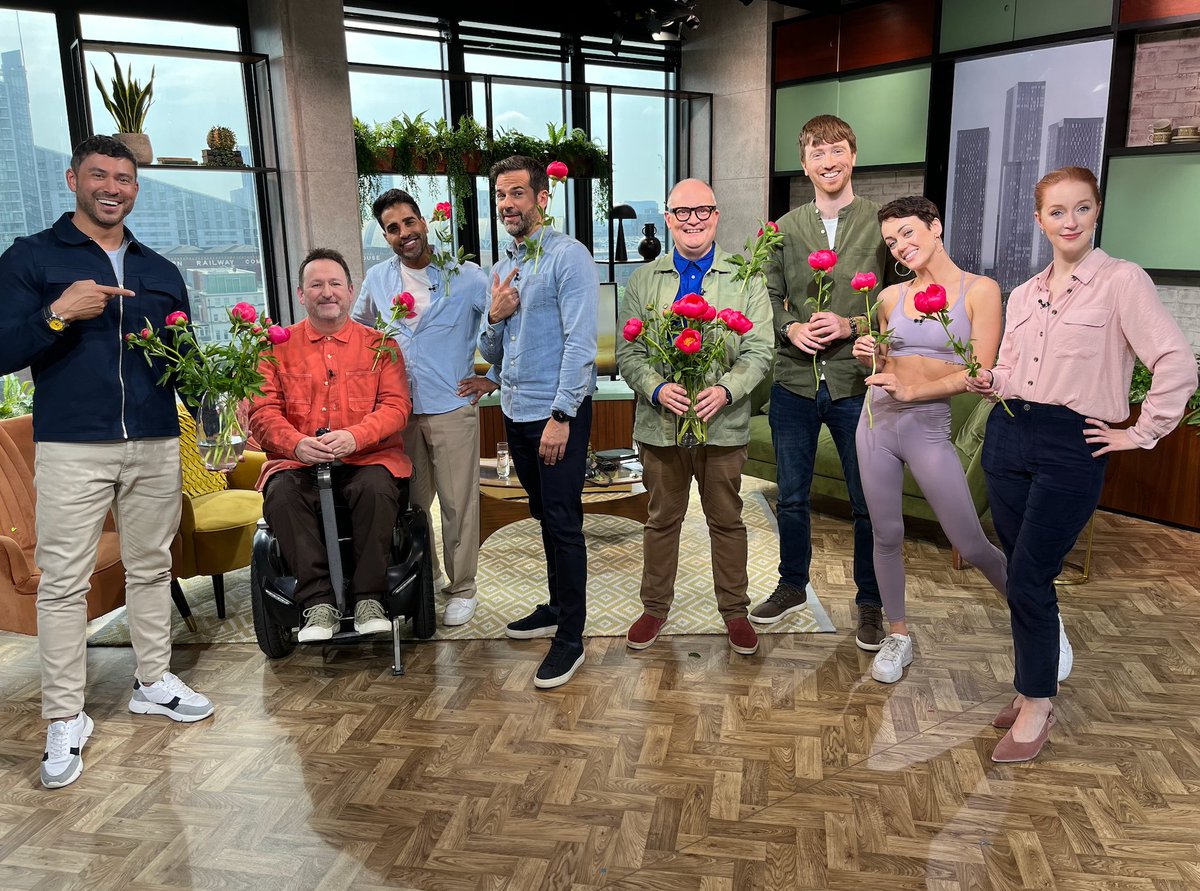 A 'peony' for your thoughts: 🪷Peony season with @MarkLaneTV 🤒@GaryRycroft on work rights if you're ill 🌞The impact of sunbeds @AljazSkorjanec 💉@DrRanj on pins and needles Watch here: bbc.in/4du8Cck