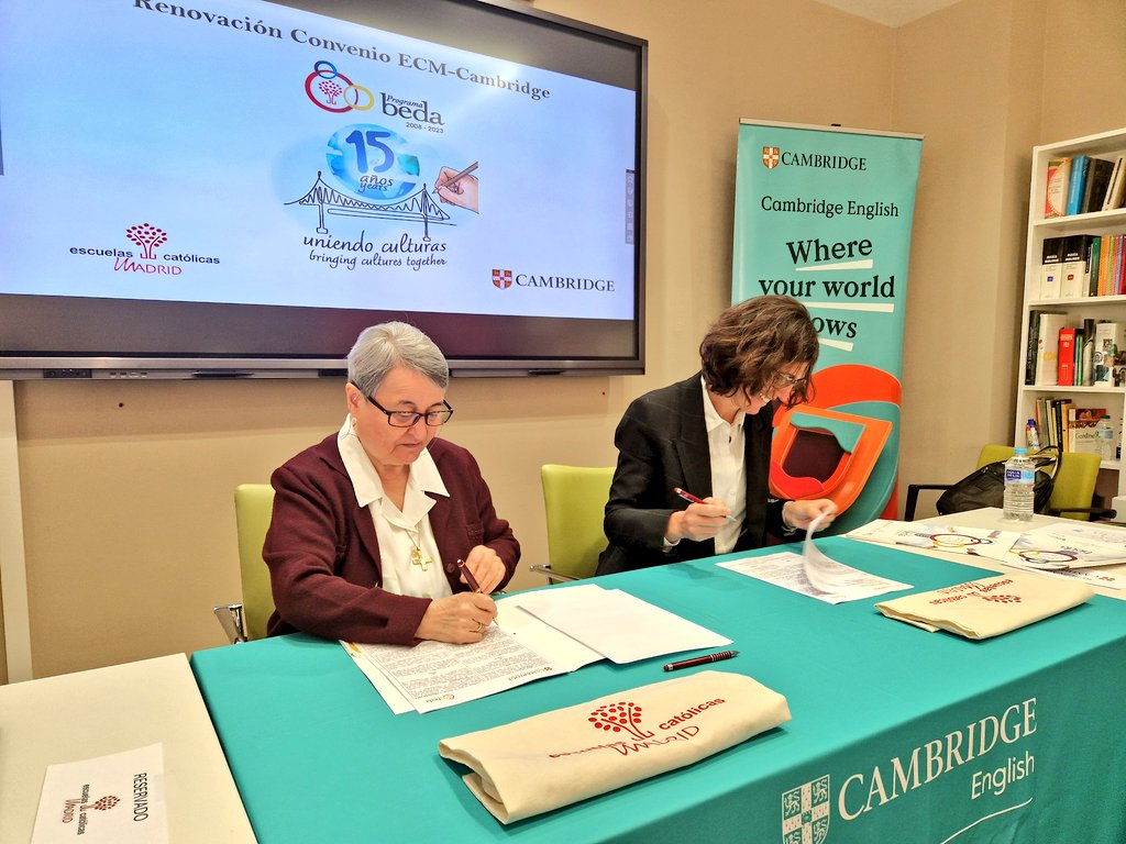 Graciela G.Oyarzabal 🧡 (@gracielaecm) on Twitter photo "Gracias por renovar la apuesta por un proyecto tan nuestro y tan vuestro como es el Programa <a href="/BEDAspain/">BEDAspain</a>" Cecilia Manrique, presidenta <a href="/ecatolicmadrid/">Escuelas Católicas Madrid</a>, agradece a Aída García, directora <a href="/CambridgeEng/">Teaching English with Cambridge</a>, su apuesta por un proyecto de futuro, por un bilinguismo de calidad "Gracias por renovar la apuesta por un proyecto tan nuestro y tan vuestro como es el Programa <a href="/BEDAspain/">BEDAspain</a>" Cecilia Manrique, presidenta <a href="/ecatolicmadrid/">Escuelas Católicas Madrid</a>, agradece a Aída García, directora <a href="/CambridgeEng/">Teaching English with Cambridge</a>, su apuesta por un proyecto de futuro, por un bilinguismo de calidad