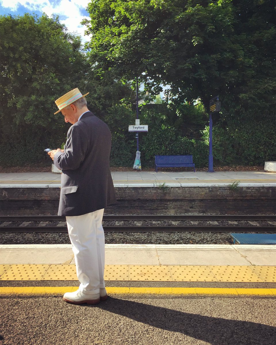 There are 57 sleeps to Henley Royal Regatta 2024. #HRR24

Keen.

Monday morning, the day before HRR, Twyford station: Fawley Bar table and queue strategist Charles texts his friends to get the round order for the following day…