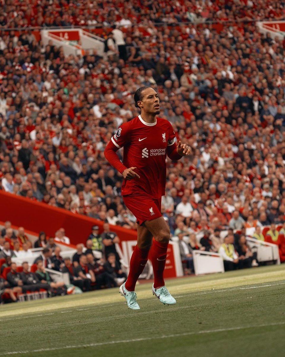 Virgil van Dijk:

'There will be a big transition and I am part of that'

“Like I said I am very happy here, I love the club and you can see that as well. It’s a big part of my life already, and that is all I can say.” 👊