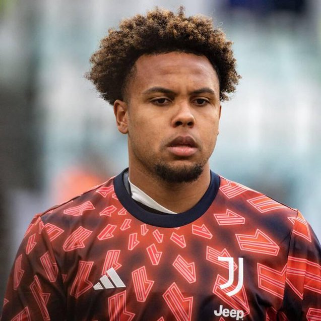 🚨Talks will continue and negotiations between the parties as well, with one confirmation: if no agreement is reached, McKennie is on the market. [@_Morik92_]