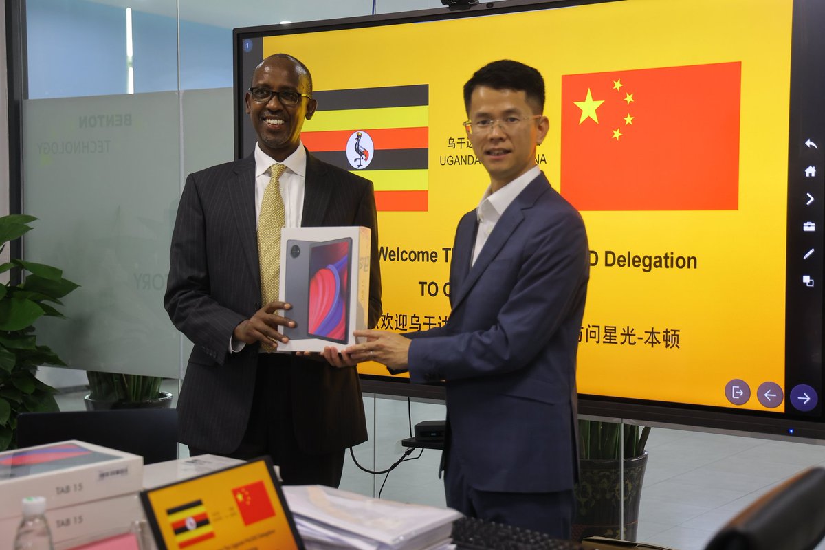 Benton Technologies will be investing $30M in a laptop and tablet assembly plant for Ugandan schools after meeting with @paceidug delegation in China. #EducUg 🇺🇬🇨🇳 #ICT4Ug @Educ_SportsUg