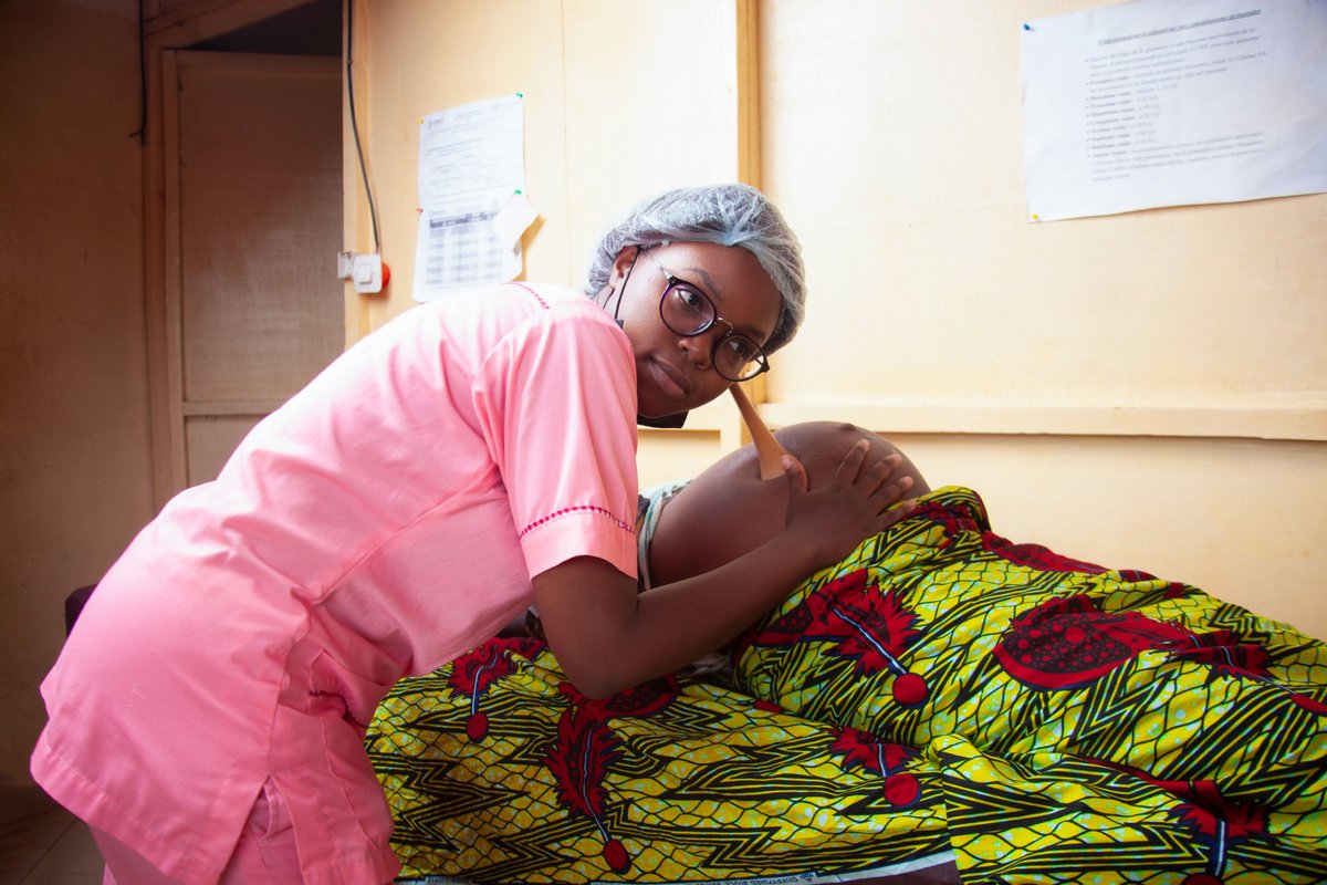 To celebrate the International Day of the Midwife (5 May), Prof @doreen_kaura in our faculty wrote an opinion piece in the @CapeTimesSA about sustainable healthcare and childbirth practices promoted by midwives in Africa. READ it here: sun.ac.za/english/Lists/…. [Pic: @Iwariapic]