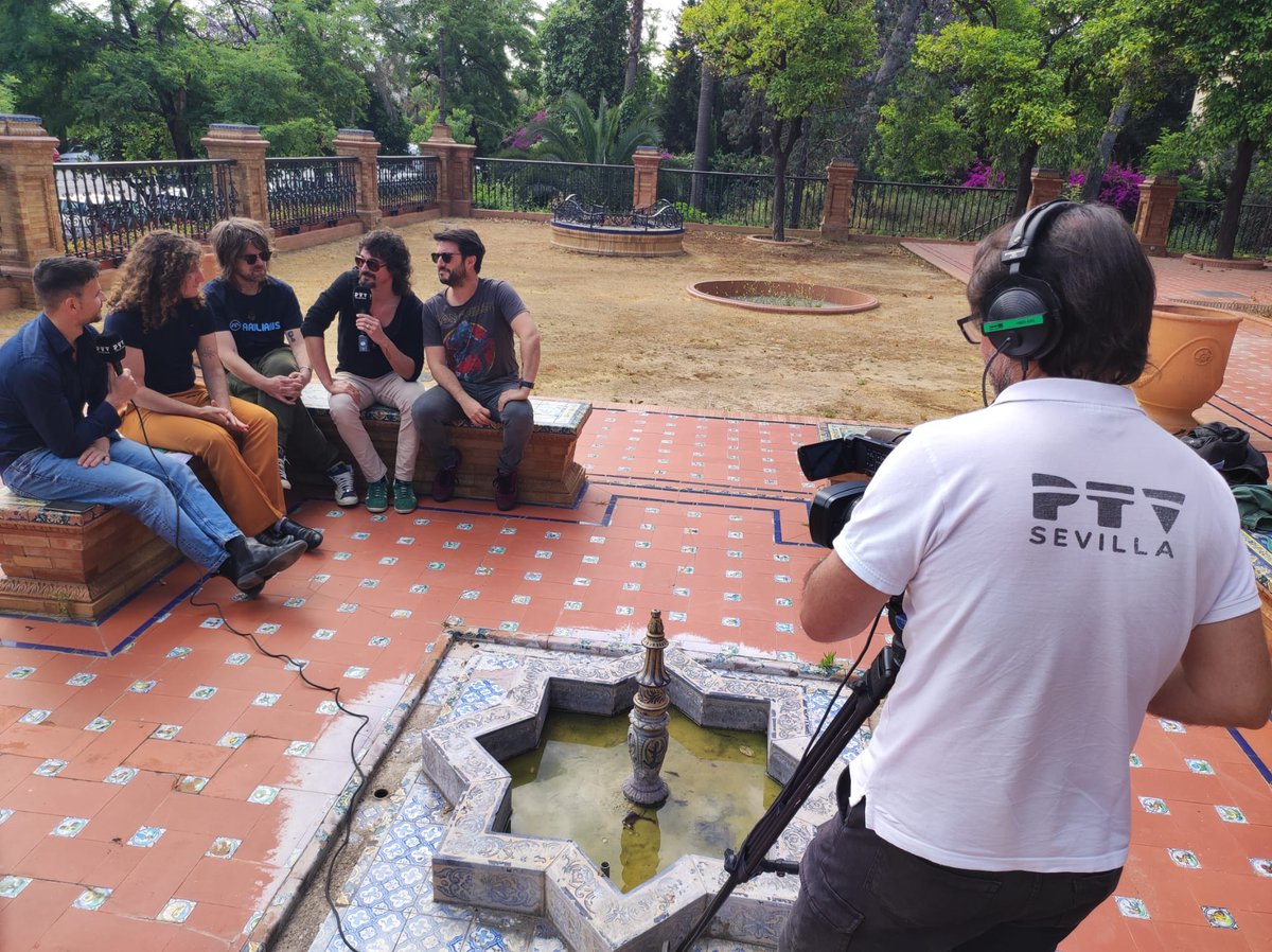 🙌 Mañana de promo de Derby Motoreta's Burrito Kachimba con la vista puesta en su concierto de #ICÓNICASANTALUCÍASevillaFest el próximo 30 de junio.

¡No te pierdas su entrevista, mañana martes, en @PTV_Sevilla!