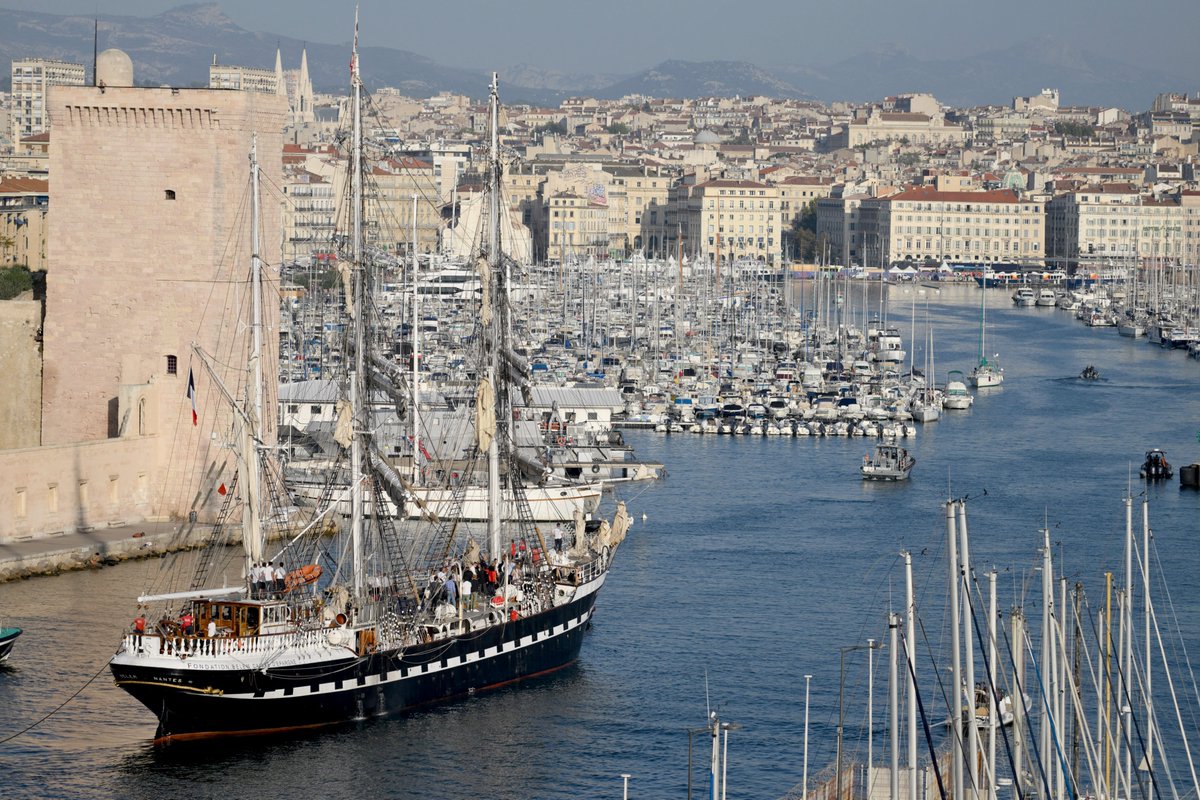 'Si le vent souffle trop fort…' : la flamme olympique et le Belem pourront-ils entrer dans le Vieux-Port de Marseille ? Notre article 👉 france3-regions.francetvinfo.fr/provence-alpes…
