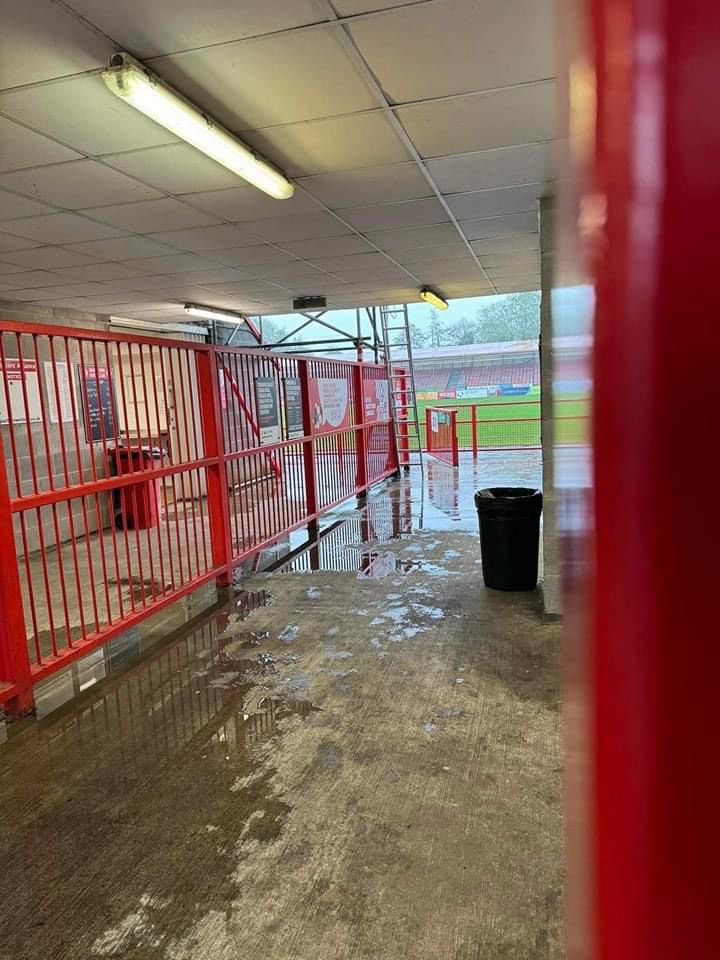 Didn’t fancy putting the cover on or anything @crawleytown over night?