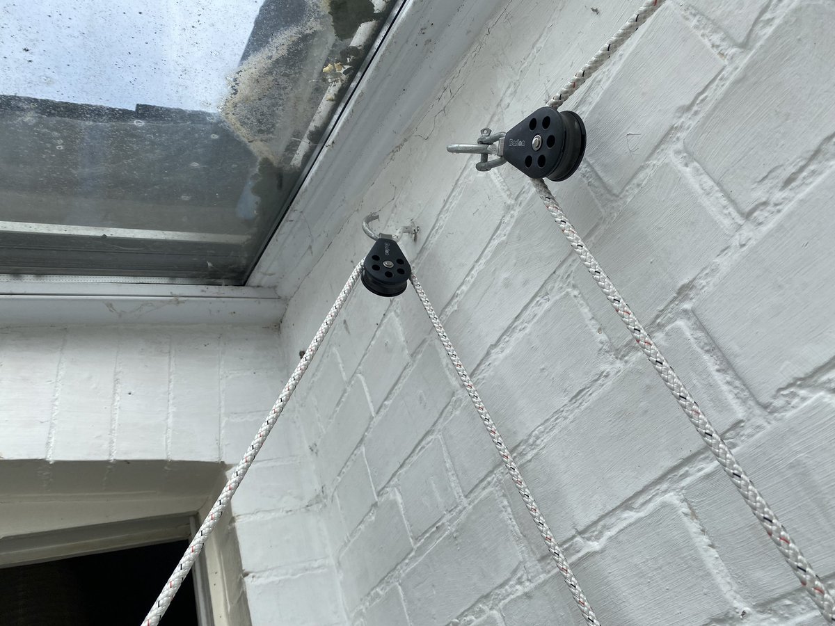 Bank Holiday DIY: replacing the ancient Simpers pulleys with proper yacht pulleys (“blocks”) for the airer in the atrium. Ideally I’d have bought 2 swizzling ones but Mount Batten Boat House – in Plymouth at Easter – only had one. All very free running now! #WorkingAtHeight