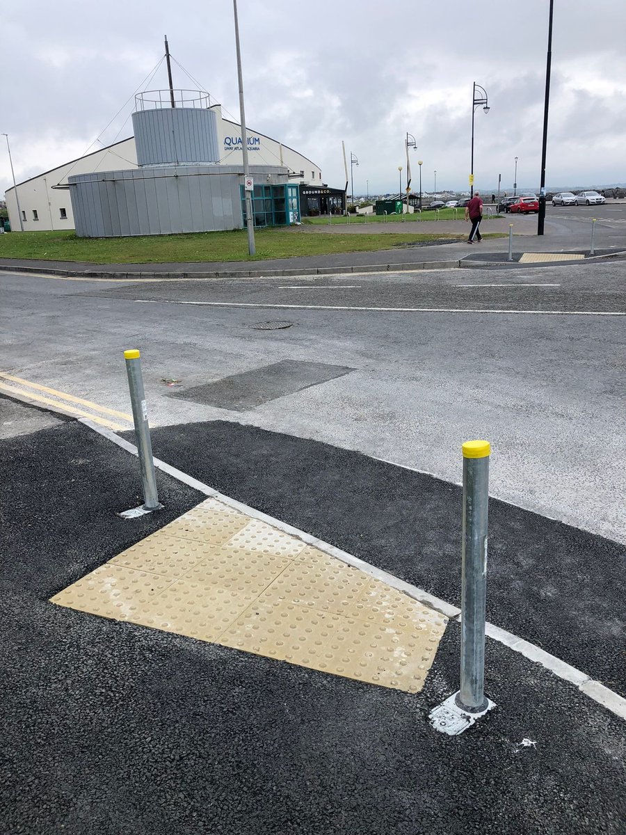 Getting from #Salthill centre to the @GalwayAquarium   or @GroundAndCo is a short walk. But on a wheelchair or mobility scooter there was one  tricky set of kerbs that required lifting or wheeling along the roads. I  allocated funding to have this rectified by @GalwayCityCo . 1/2