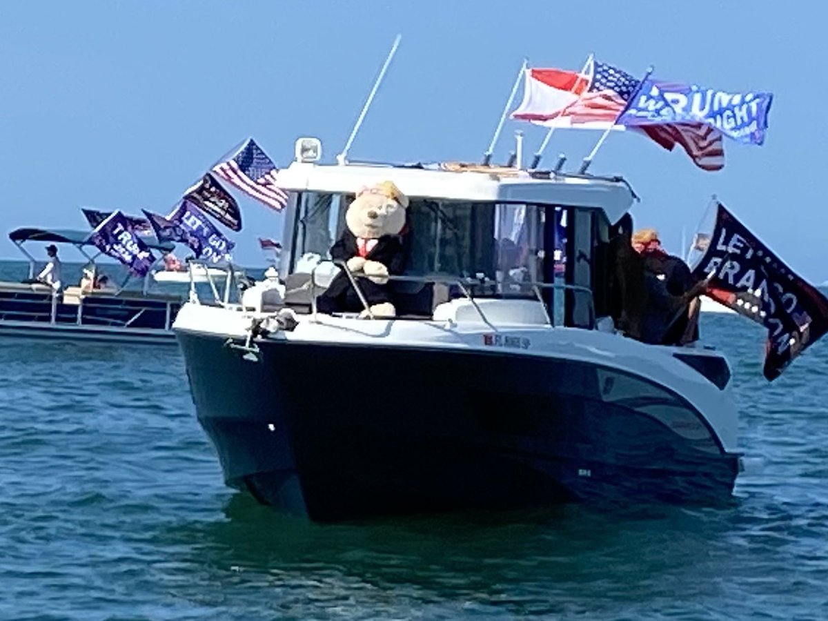 Good morning my friends!! What an incredible weekend…estimated 1000 boats participated to support DJT in Clearwater. Let’s Gooooo!!