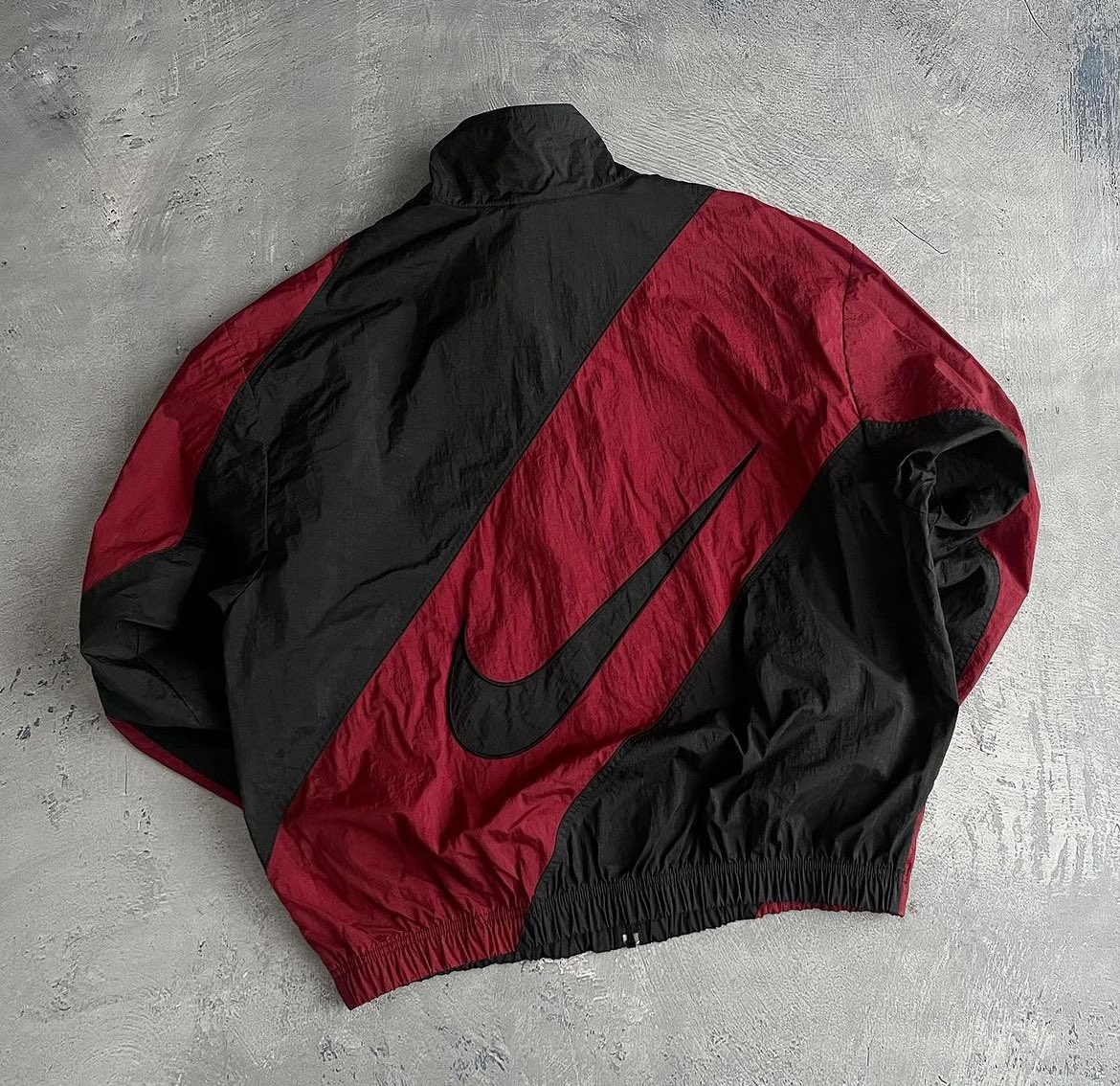 Fashion Essentials tweet media