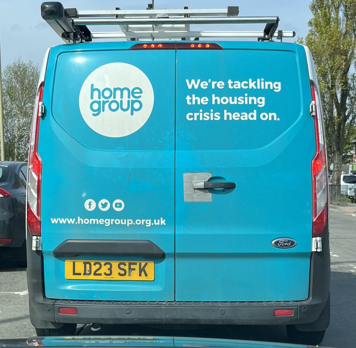 @homegroup kindly remind your employees whilst driving a company van not to throw fag butts out the window please👍🏻