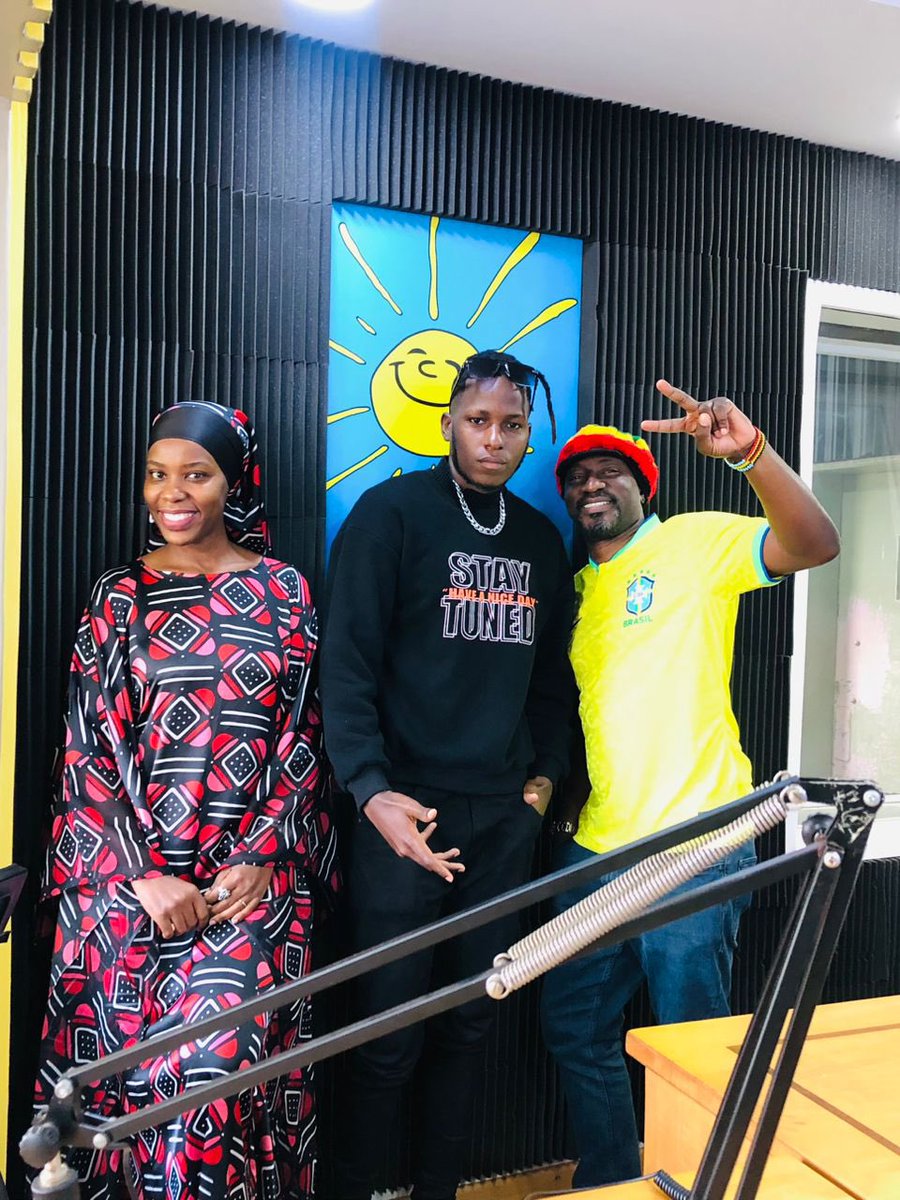 SinantiOfficial's tweet photo. Flashback with @LuckyMbabazi &amp; @gaetanokagwa on @CapitalFMUganda in the morning!

New music is on the way https://t.co/DeRAJxoHBc