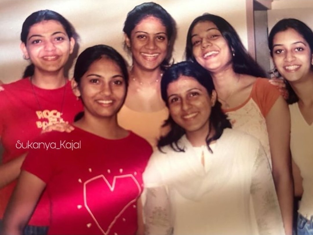 GM4FPw1bcAAJPDB?format=jpg&name=medium