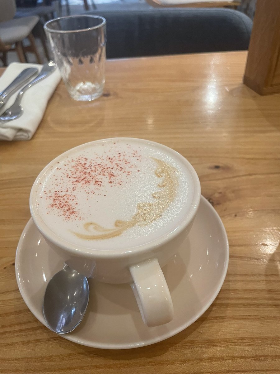 Monday Morning latte ! ( coconut milk rose latte)