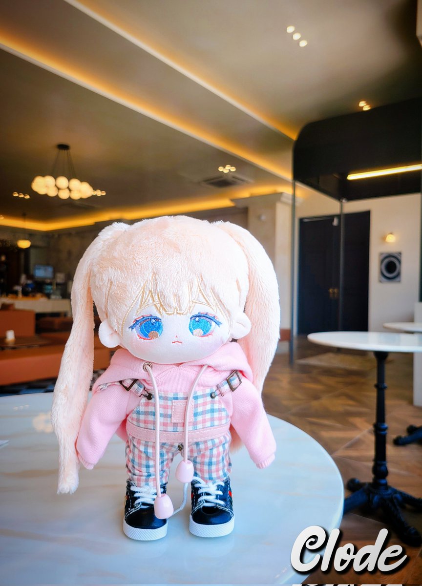 RIDOOLY's tweet photo. 오랜만에 20깅 데리고 외출✨️
이로데 이쁘다아!
캐주얼 오랜만에 입혀보니 신난다
20깅은 뽀작한 맛이지 암😘

#무속성클로데
@CloRui 

👕 @todayisclear_v  
👖 @the_stitch_room https://t.co/HFgigWrdVj