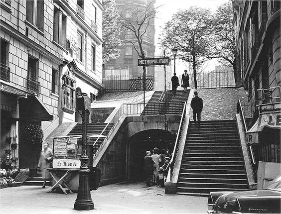 Métro Lamarck-Caulaincourt, Montmartre 1965. Paris