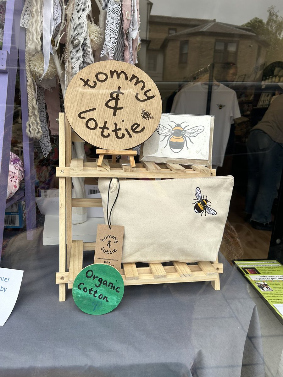 Thank you to all who came along to my pop up @jefferson_eco_cic this last week as part of the @shopstalbans @enjoystalbans fashion and beauty week. ☀️
My seed cards and accessory bags will remain in the shop. 🎉🪴🐝

#MondayMotivation #ecoshop #stalbans