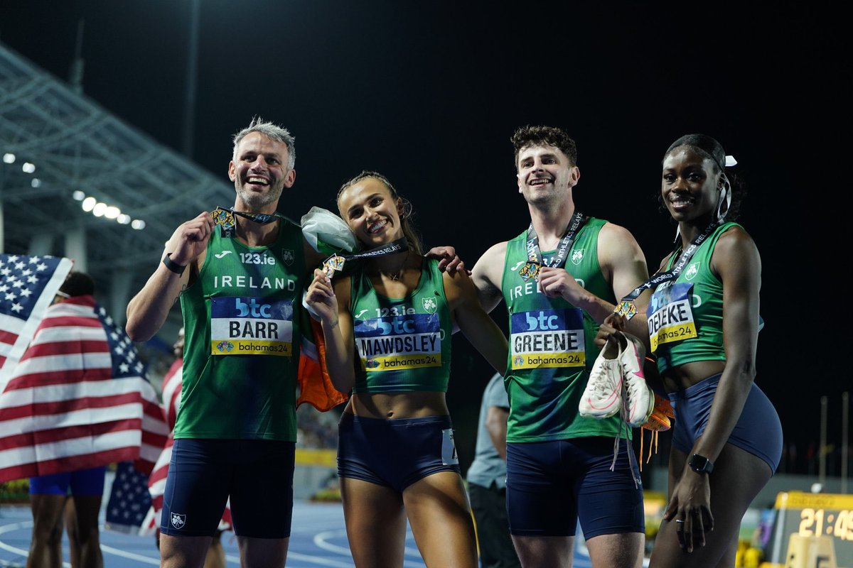 Medal Winning Moments🥉 

Congrats to the mixed relay team of Cillin Greene, Rhasidat Adeleke, Tom Barr & Sharlene Mawdsley👏☘️

You’re all a testament to what happen when you give better a try😉 

123.ie proudly supporting @irishathletics🇮🇪 

📸World Athletics