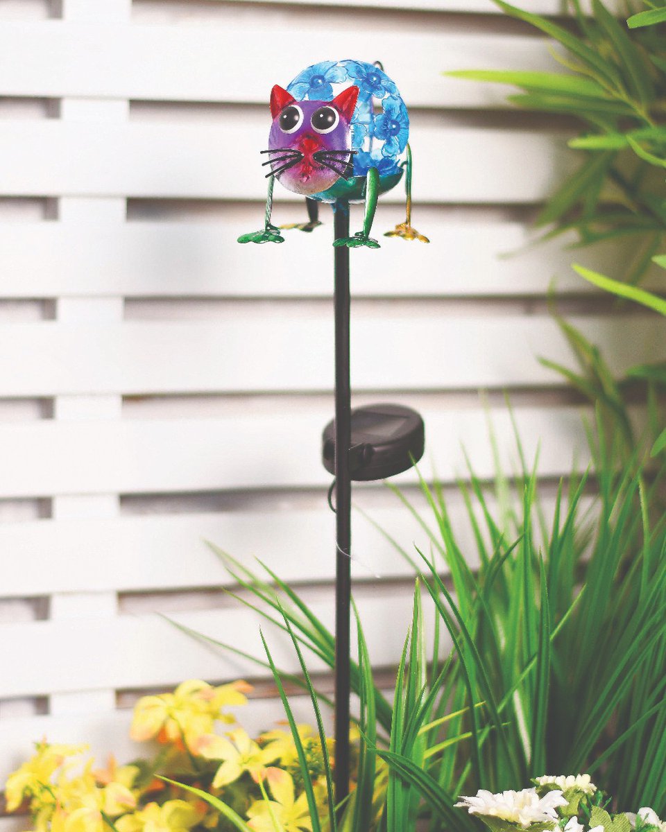☀️ A bright, fun and colourful additions to your garden space 😍👉 our NEW IN Solar Stake Lights!! 🌼 🌷 💐 💭 Which one would you choose? 🛒 Shop them in store today! bit.ly/3bThPPT