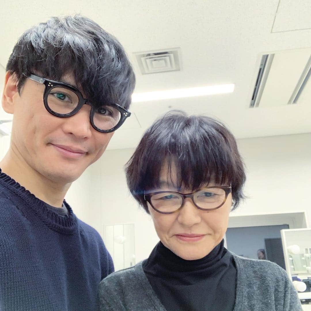 本日は母の日です。
山口一郎さんとお母様の写真載せておきます。
#サカナクション #MothersDay