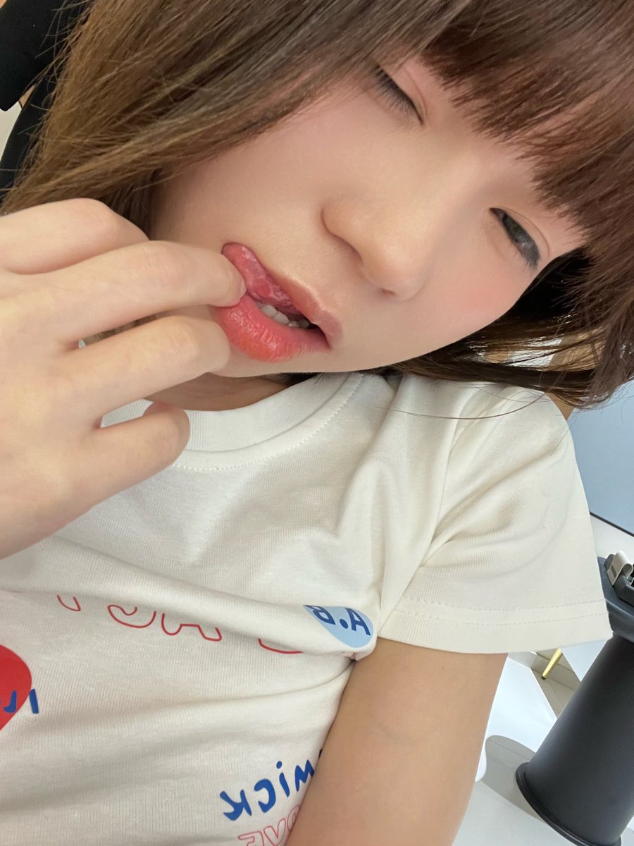 突然想要，咋整呢
#萝莉 #反差 #学生妹 #淫荡 https://t.co/RcELgKsSwL