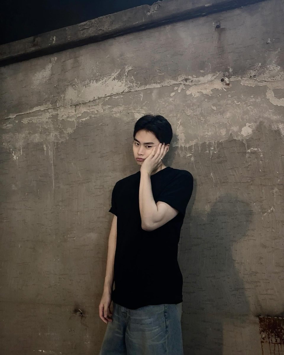 junmomo_010323's tweet photo. 20240506
#양준모 배우님 ig feed

머리야 무럭 무럭 자라렴🥹

#신인배우 #신인남자배우 #모델 #남자모델 #YangJunMo #ヤンジュンモ #梁俊模 #배우양준모 https://t.co/hNwvllZR0L