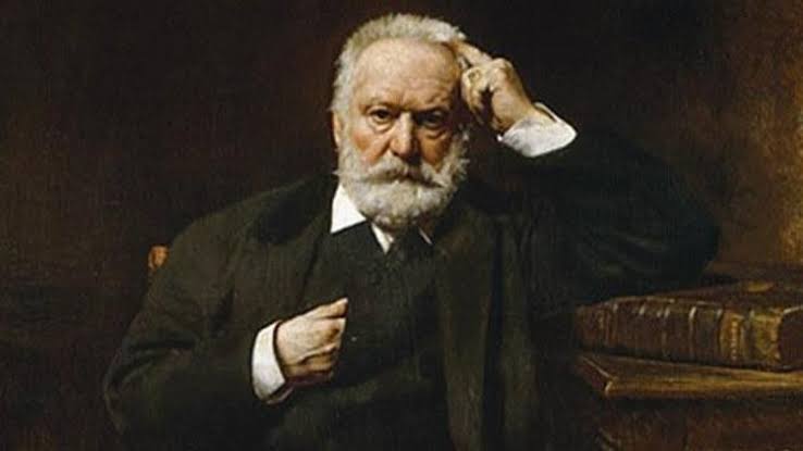 Victor Hugo'dan 20 Değerli Alıntı 

1. “Emeğinin karşılığını alamamak, denizdeki suyun boşa akması gibidir.”

Victor Hugo