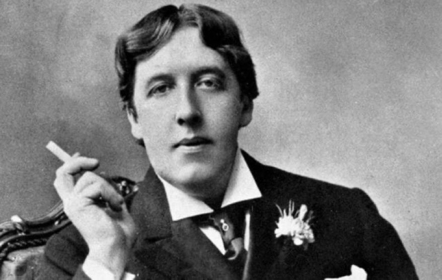 @Team_English1 Help please. 🙏 🙏 🙏 About to teach Oscar Wilde’s Picture of Dorian Gray for the first time at A Level. Can anyone point me to resources, readings, SOWs anything…?