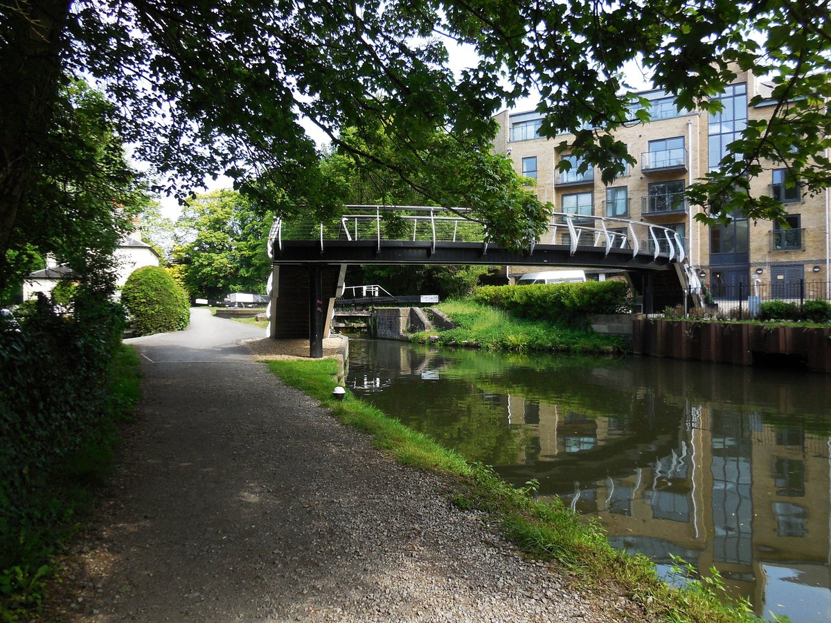 My photos from #May 2019

#CanalRiverTrust #GrandUnionCanal #HemelHempstead #Lock #Bridge #NarrowBoat #Heron #Reflections

#Canals & #Waterways can provide #Peace & #calm for your own #Wellbeing #Lifesbetterbywater #KeepCanalsAlive