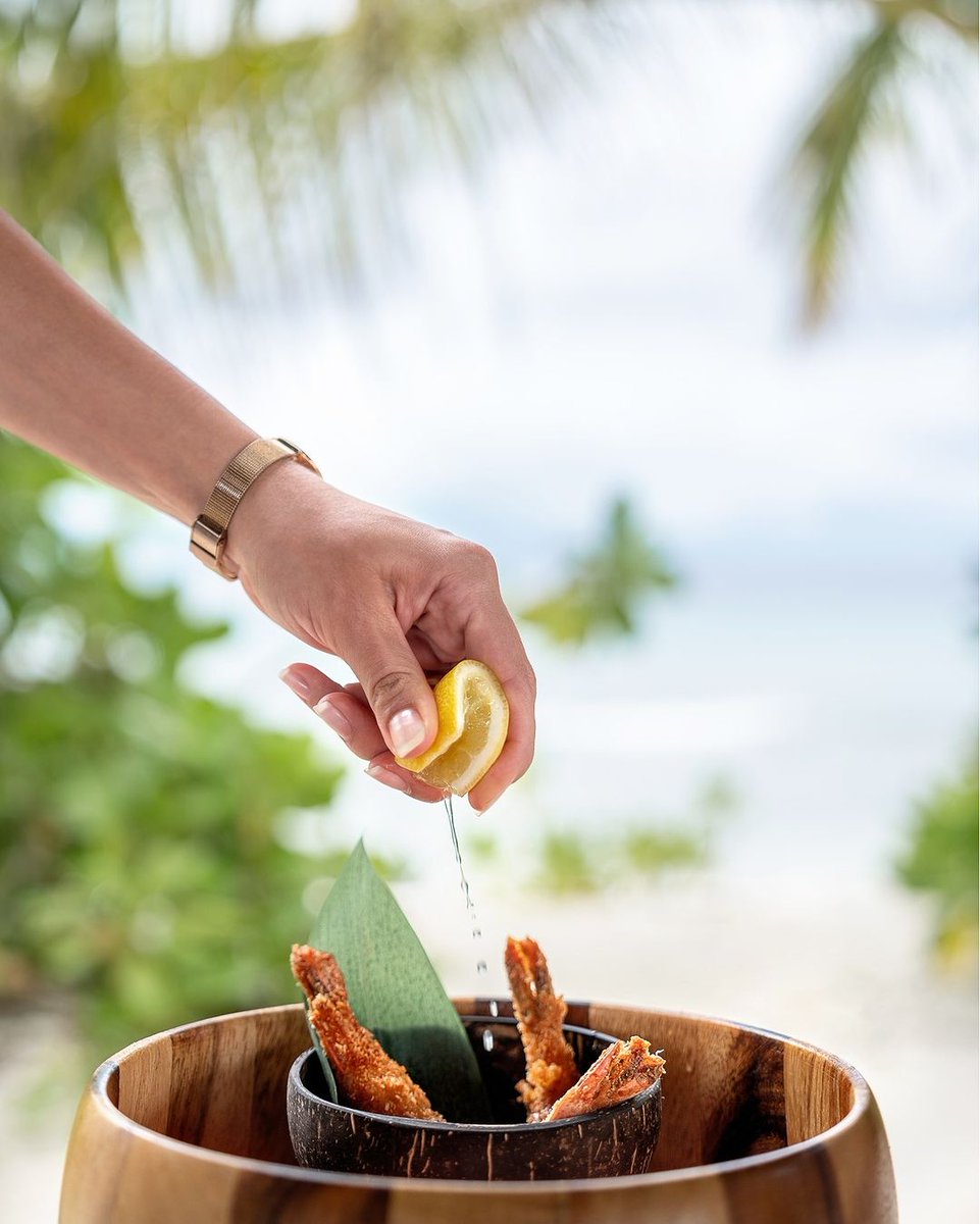 Soothe your holiday cravings with some tropical Maldivian flavours
📷 finolhu_maldives

#MaldivianAdventures #Maldives #VisitMaldives #SunnySideOfLife #MaldivianCuisine #IslandEats #FreshCatch #CulinaryDelights